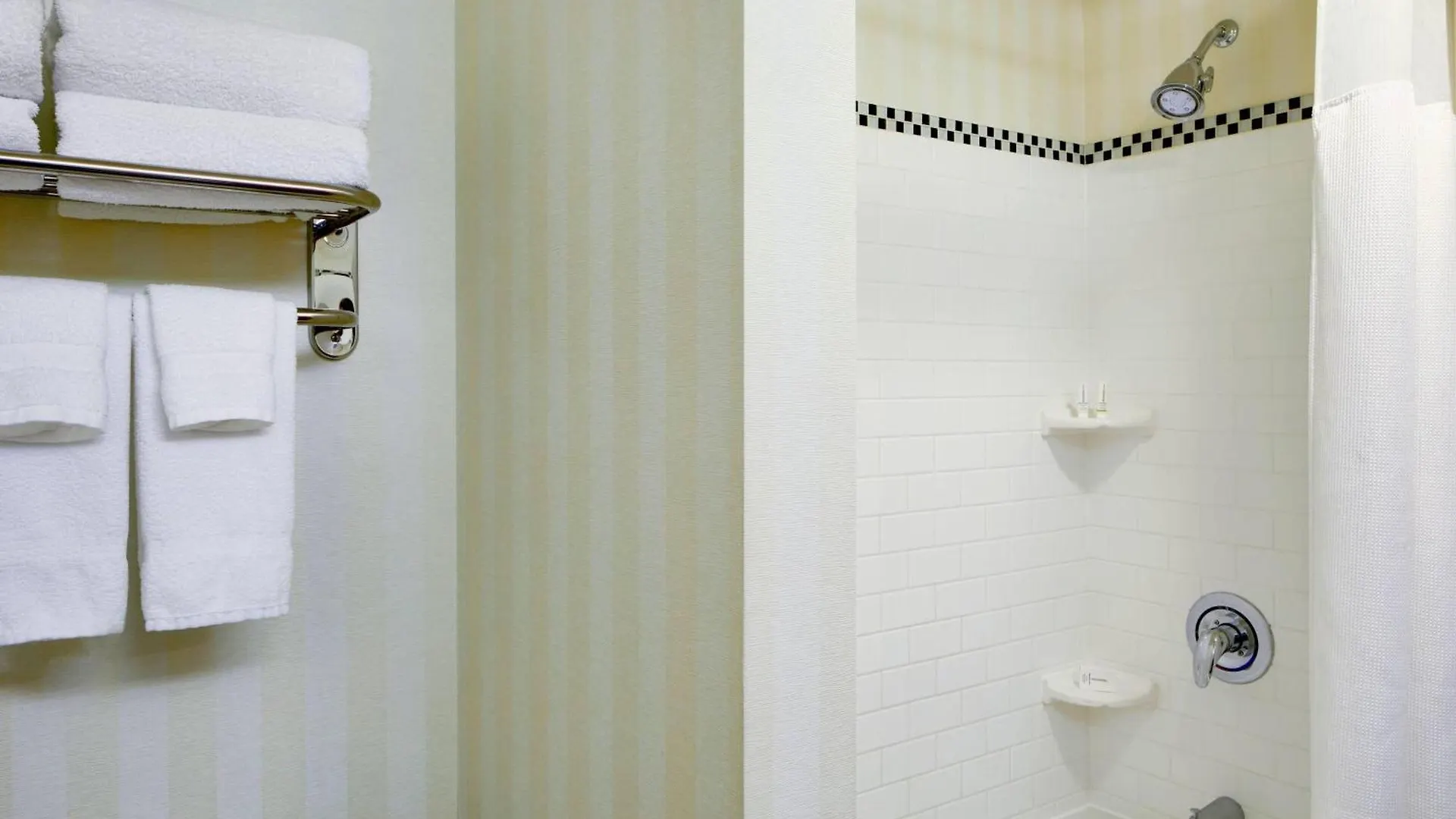 Fairfield Inn And Suites Columbus Polaris 3*,  United States